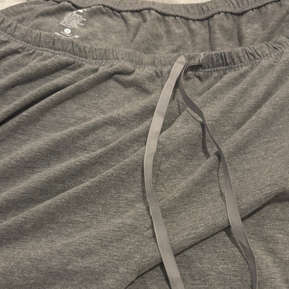 HUE SleepWell Gray Lounge Pants